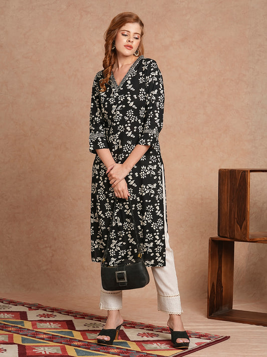INDYES Floral Printed V-Neck Mirror Work Straight Kurta for Women